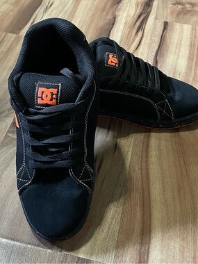 DC Shoes Mens 7.5 Gaveler Black Orange Chunky Retro Skate Shoes Low Top Sneaker